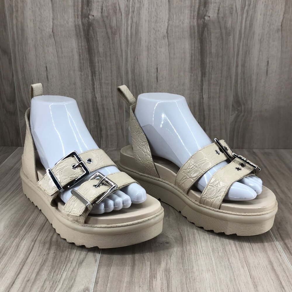 Gianni Bini Sandals Womens 6.5M Cream Leather Slip On Buckle Strap Shoes